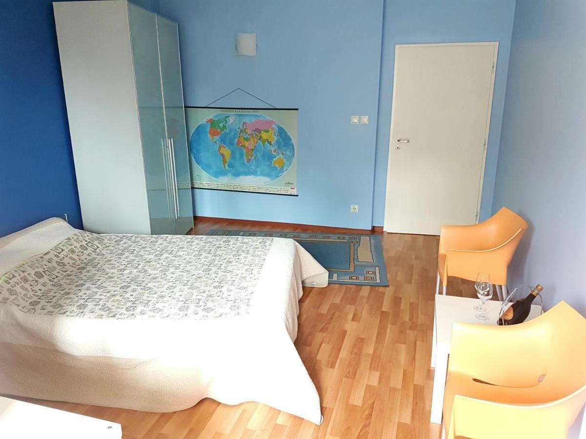 Blue Room Sofia Luaran gambar