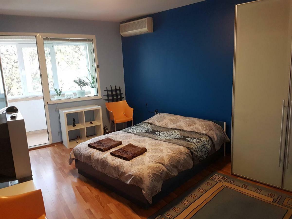 Blue Room Sofia Luaran gambar
