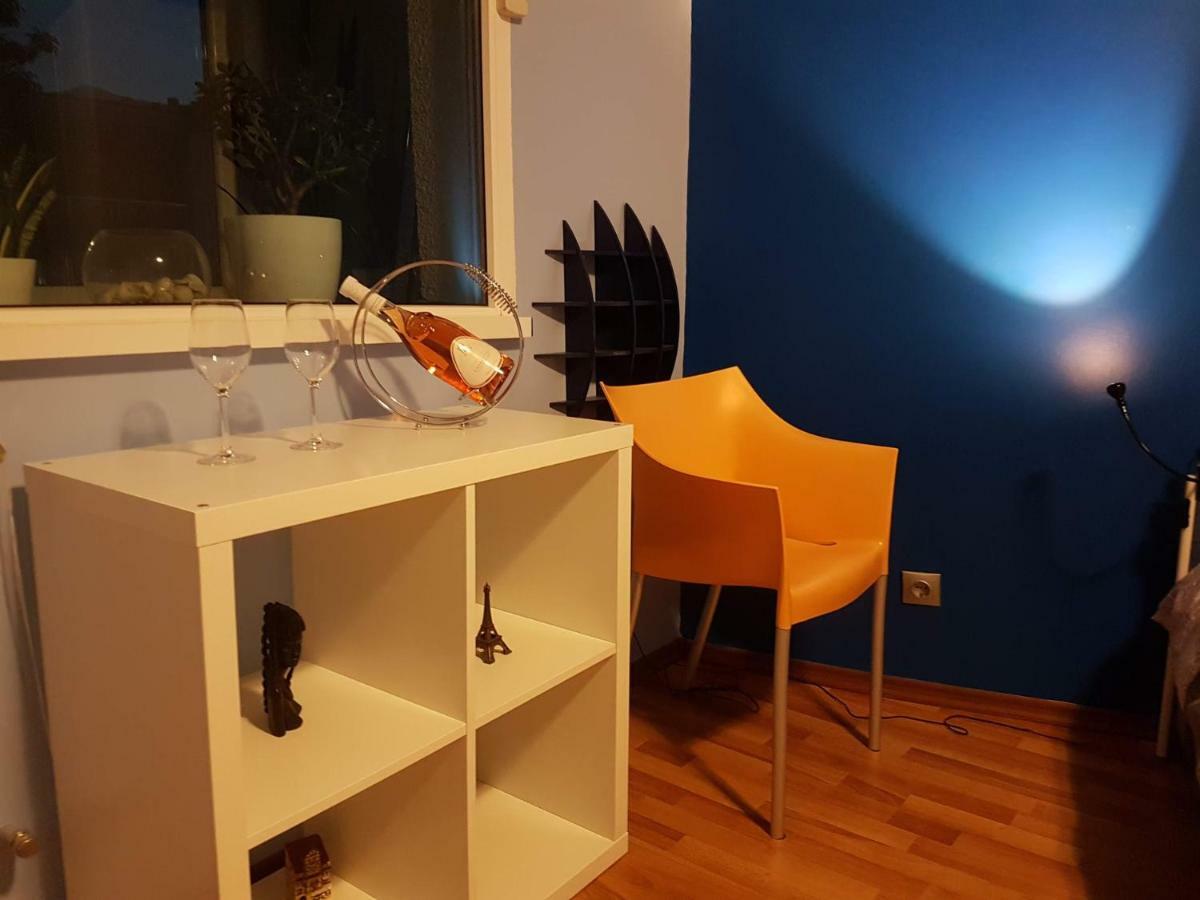 Blue Room Sofia Luaran gambar
